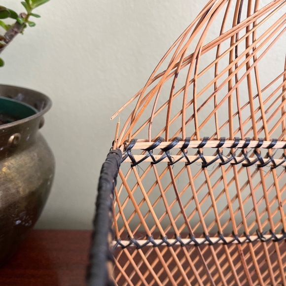 Vintage Wicker Wall Hanging Baskets (Pair) - Picture 2 of 9